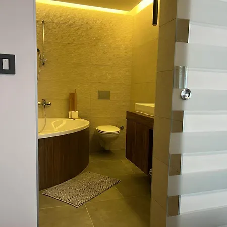 4u Apartment *