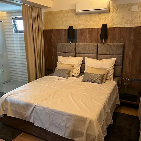 Apartment 4u *